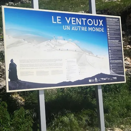 Le Silence Du Ventoux Apartment
